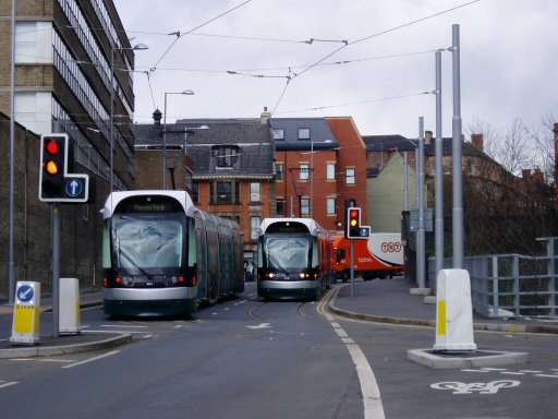 Nottingham Express Transit Line One at Middle Hill