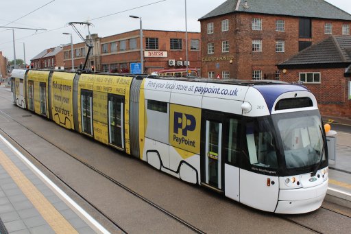 Nottingham Express Transit tram 207 at High Road - Central College stop