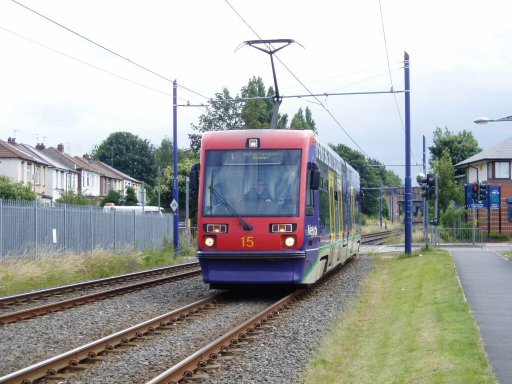 Midland Metro tram 15 at near Black Lake