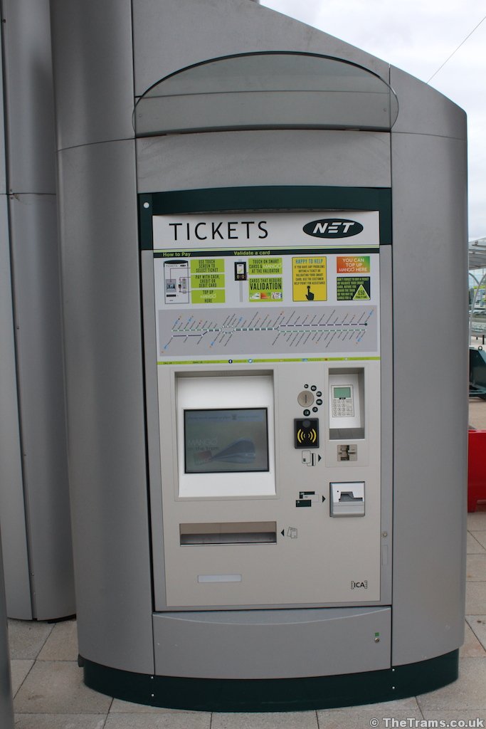 Picture of Nottingham Express Transit tram stop at ticket machine